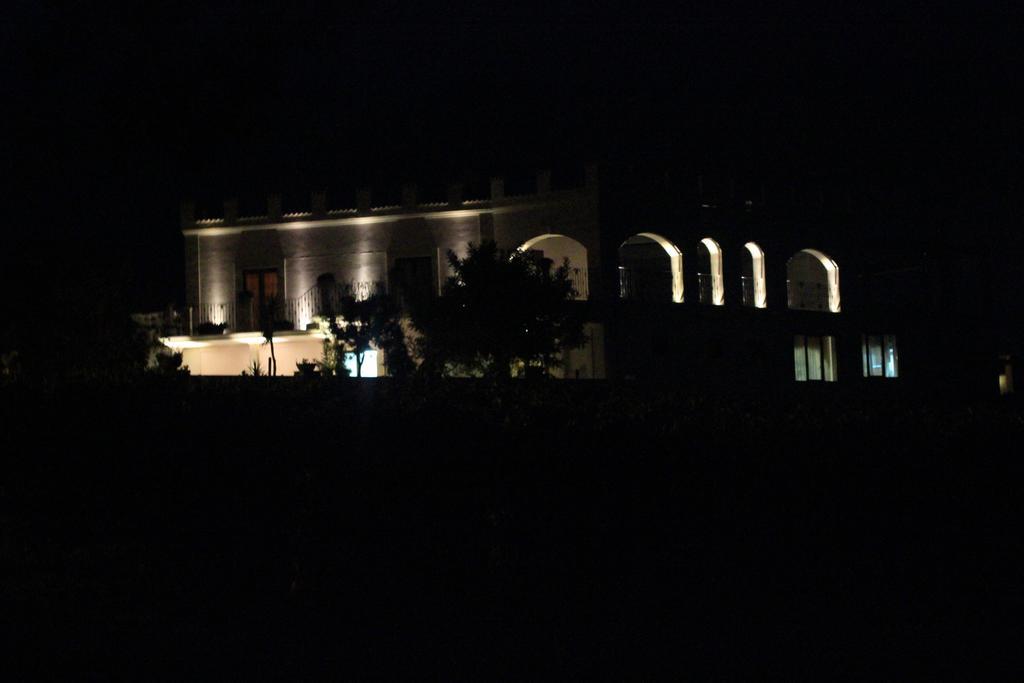 Agriturismo Al Passaggio Di Pirro Vila Miglionico Exterior foto